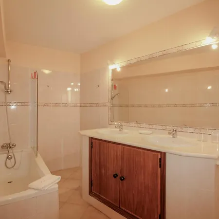 Flh Quinta Do Retreat With Terrace & Pool *