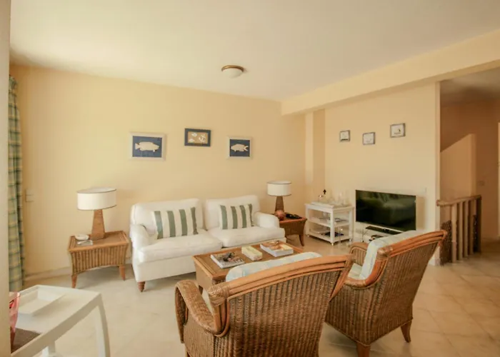 Flh Quinta Do Retreat With Terrace & Pool Dom wakacyjny