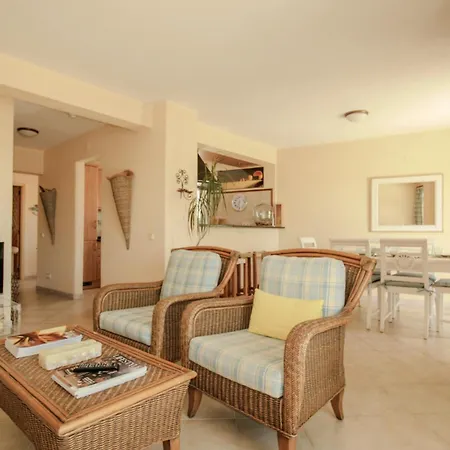 Flh Quinta Do Retreat With Terrace & Pool Feriehus