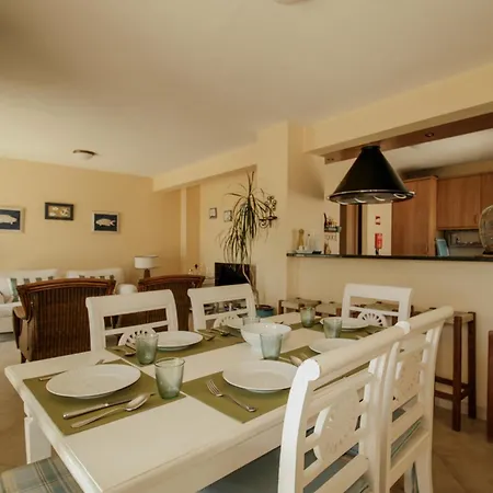 Feriehus Flh Quinta Do Retreat With Terrace & Pool
