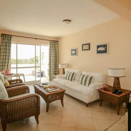 Flh Quinta Do Retreat With Terrace & Pool Almancil